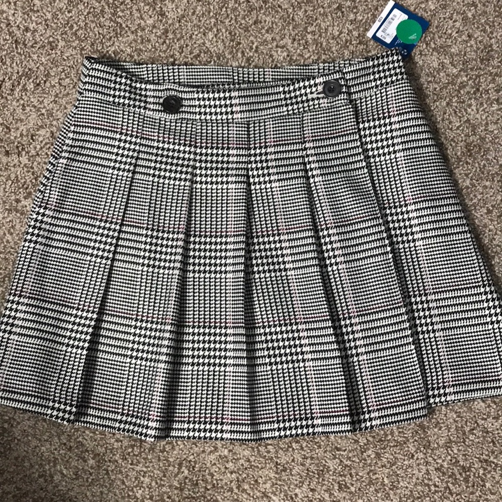 NWT plaid mini skirt size 9